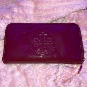 Burgundy tory burch wallet